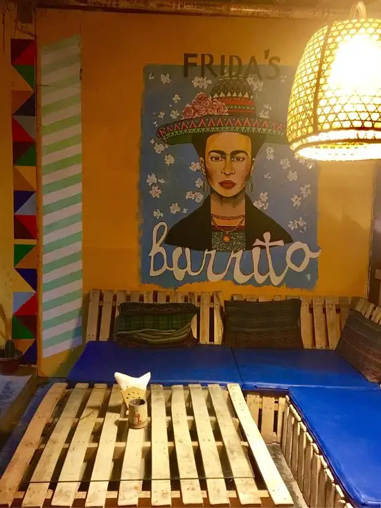 Gambar Makanan Frida's Burrito 4