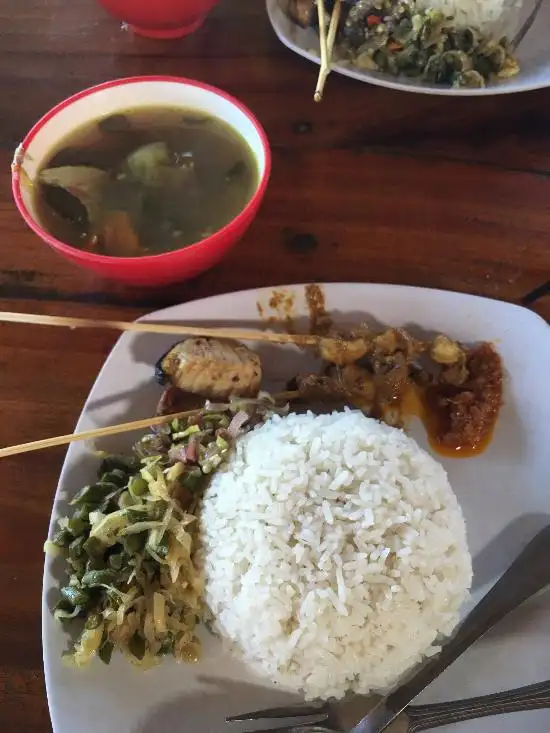 Gambar Makanan Warung Be Pasih 6