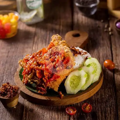 Gambar Makanan Nasi Kulit Geprek Sambal Kenangan, Podomoro Golf View 5