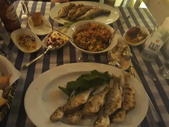 Şaşkın Balık Efkan'ın Yeri'nin yemek ve ambiyans fotoğrafları 9