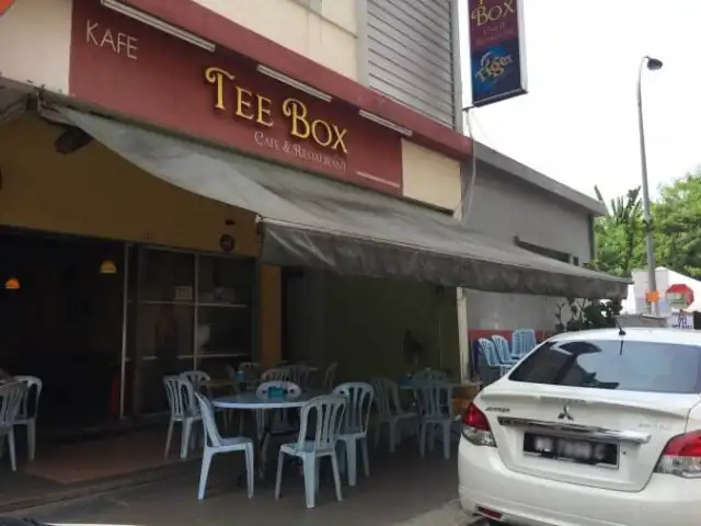 Kafe Tee Box
