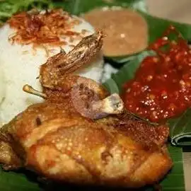 Gambar Makanan Nasi Uduk & Ketupat Sayur Betawi Mpok Wati, Pesanggrahan 9