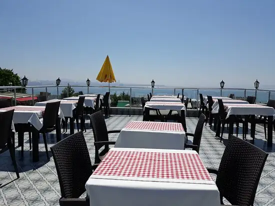 Ararat Terrace Restaurant'nin yemek ve ambiyans fotoğrafları 6
