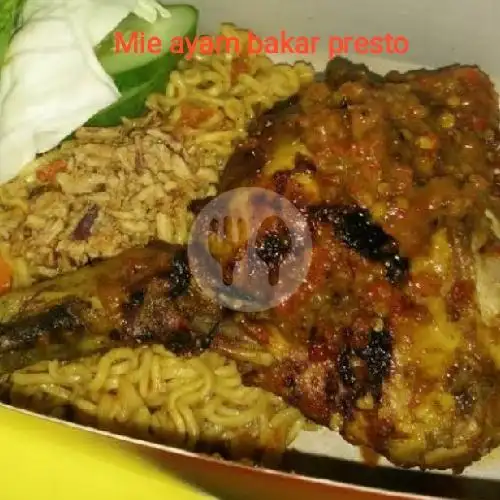 Gambar Makanan Ayam dan Ikan Presto Kenzie, Kramat Jati 6