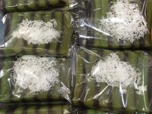 Gambar Makanan Toko Kue Sukahati 5