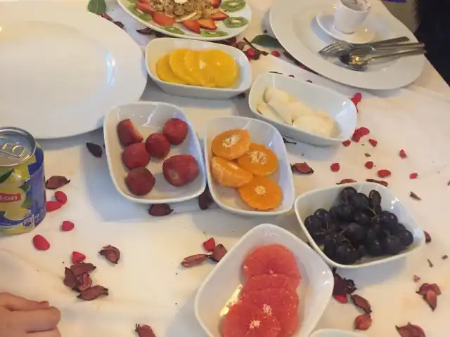 Adana Sercan Et ve Balık Restaurant'nin yemek ve ambiyans fotoğrafları 6