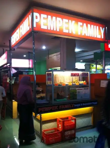 Gambar Makanan Pempek Family 5