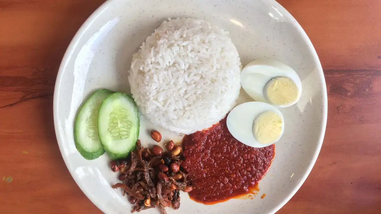 Kedai Makan Kerusi Merah