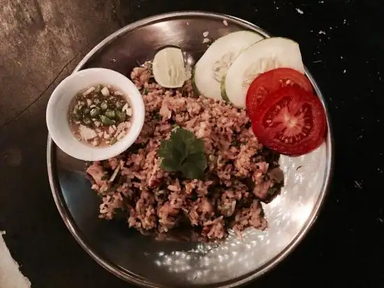 Gambar Makanan Hang Out at Renon by Resep Thai 1