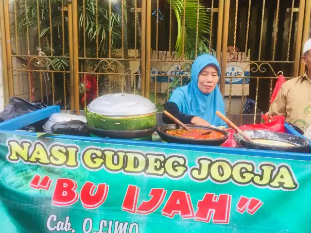 Gambar Makanan Nasi Gudeg Jogja Ibu Ijah 4