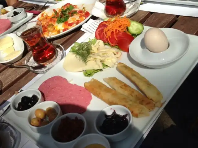 Café Şahvar'nin yemek ve ambiyans fotoğrafları 14