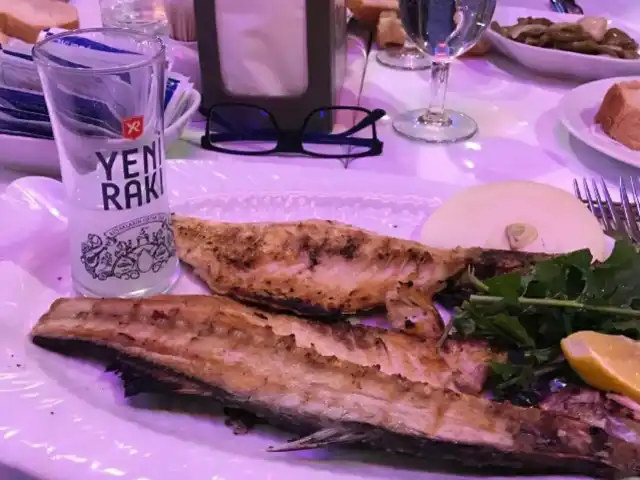 Arnavutköy lipari (rakı&balık&bogaz)'nin yemek ve ambiyans fotoğrafları 3