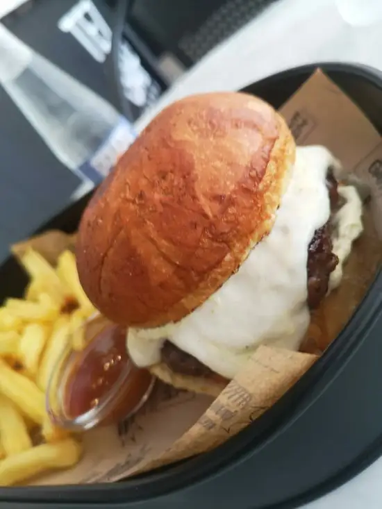 Tezgah Burger'nin yemek ve ambiyans fotoğrafları 17