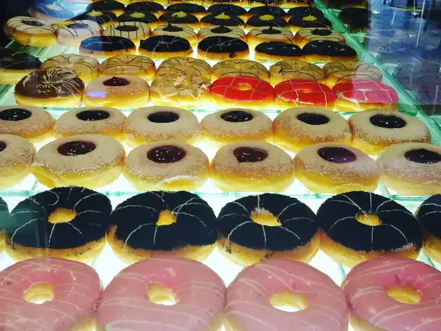 Gambar Makanan King'O Donuts and Coffee (The First Premium Donuts In Town) 7