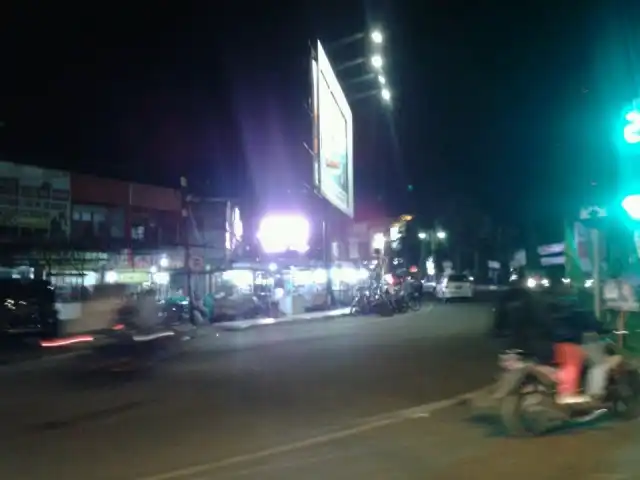 Gambar Makanan Street Food Simpang Surabaya 11