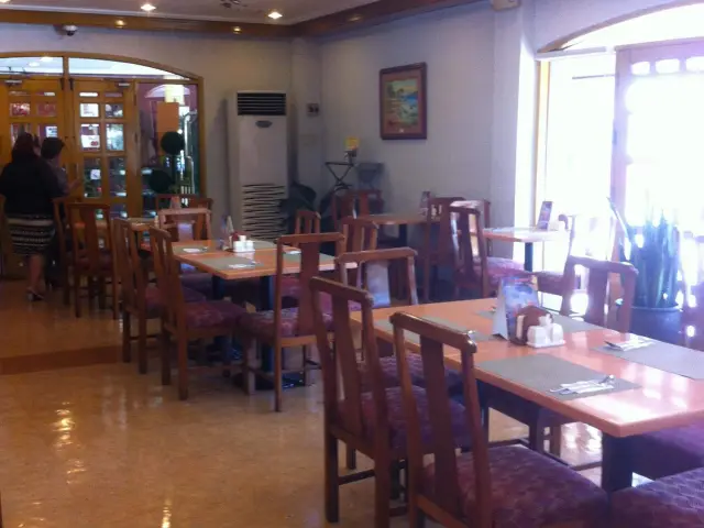 Cafe Felisa - Aloha Hotel Food Photo 10