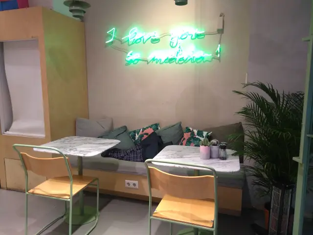 Yeşil No. 11 Salad & Juice Bar'nin yemek ve ambiyans fotoğrafları 6