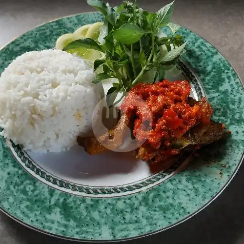 Gambar Makanan Bebek Sambel Ijo Tangkot X Warkop Katakata, Jl. Mochamed Yamin 9