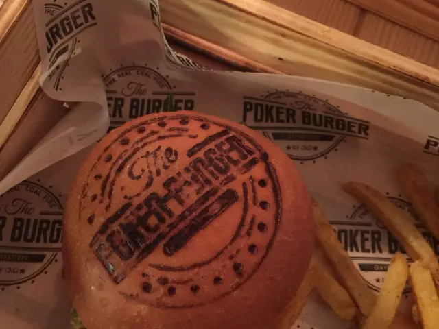 The Poker Burger'nin yemek ve ambiyans fotoğrafları 32
