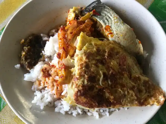 Nasi Ulam Cikgu Taman Tengku Anis Food Photo 1