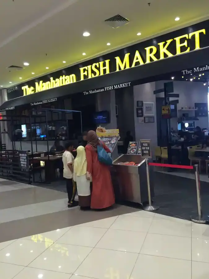 The Manhattan FISH MARKET