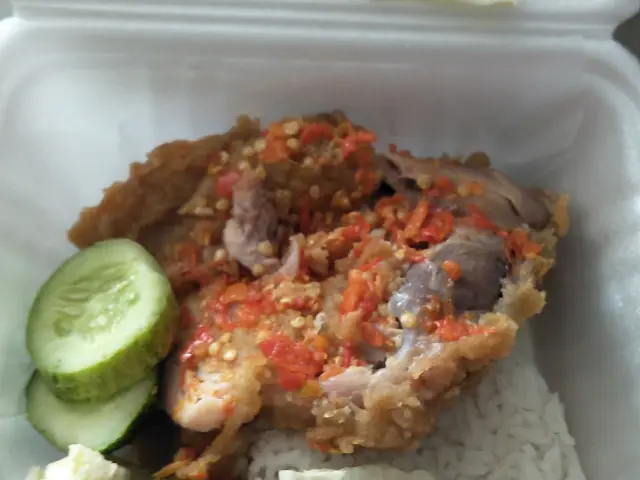 Gambar Makanan AyamGeprekJuara 8