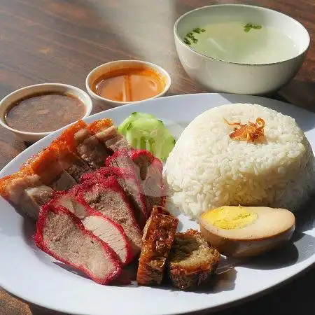 Gambar Makanan Bakmie Babi Hauce, Tangkuban Perahu 9