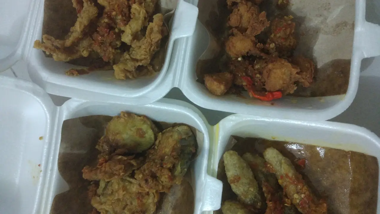 Ayam Goreng Nelongso