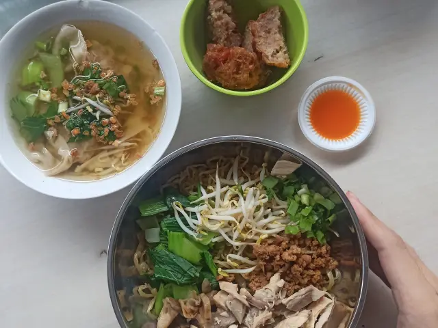 Gambar Makanan Bakmi Singapur 3