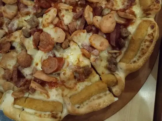 Gambar Makanan Pizza Hut Kalibata Plaza 9