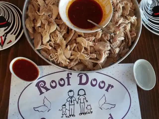 Roof Door Cafe & Fast Food'nin yemek ve ambiyans fotoğrafları 1