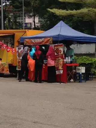 KentangShotek(melted cheezy fries)