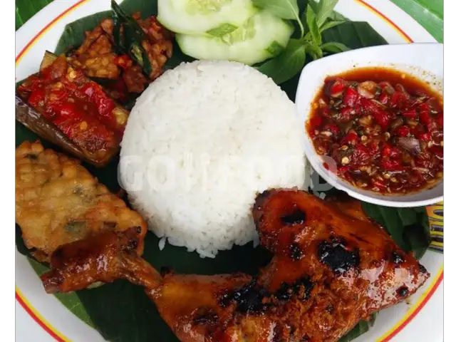 Gambar Makanan Ayam Penyet Surabaya, Palembang 7