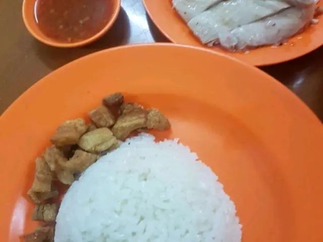 Gambar Makanan ApolloHainaneseChickenRice 7