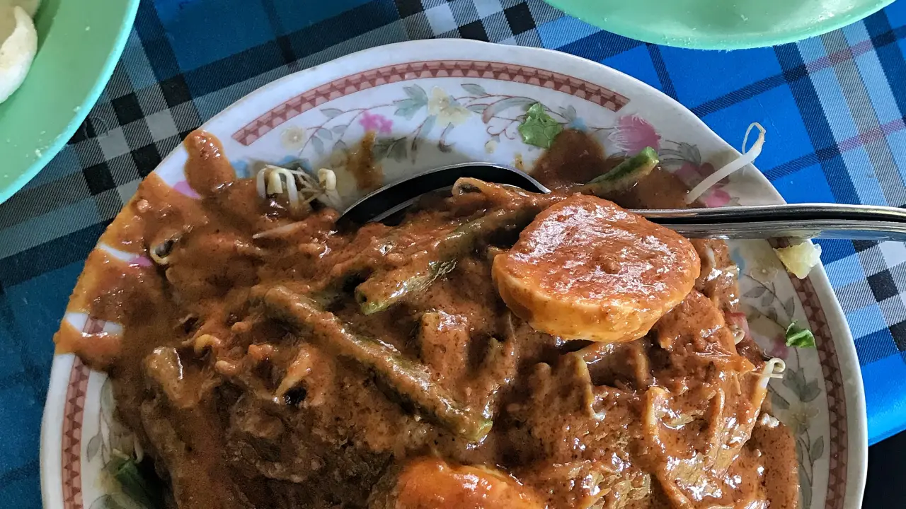 Gado - Gado Jumbo Pak Tikno