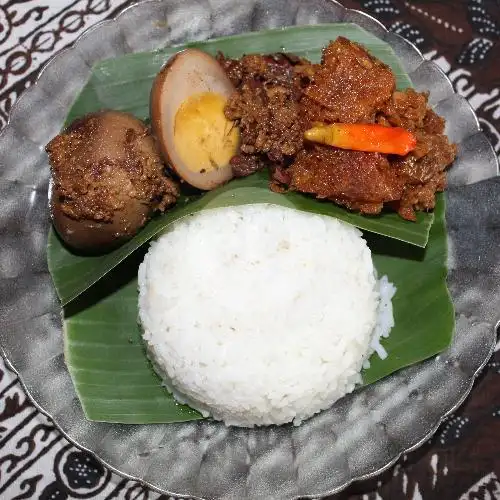 Gambar Makanan Hasbuna Gudeg Yu Nah, Mlati 1