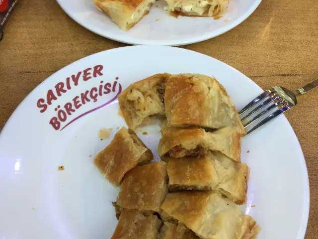 Meşhur Sarıyer Börekçisi Karaköy'nin yemek ve ambiyans fotoğrafları 5