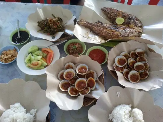 Gambar Makanan Warung Mami Ikan Bakar 11