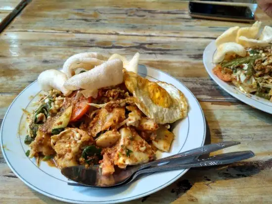 Gambar Makanan Lotek Gado-Gado Colombo Bu Bagyo Sagan 5