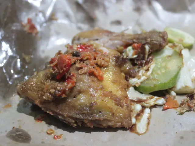 Gambar Makanan Ayam Gepuk Pak Gembus 2