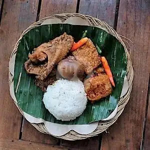 Gambar Makanan Gudeg Yu Warsini, Pandeyan 18