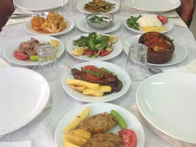 Erol Restaurant'nin yemek ve ambiyans fotoğrafları 8