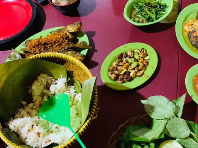 Gambar Makanan Warung Nasi Ceu Umi 8