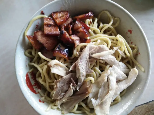 Gambar Makanan Bakmi Aheng Mangga Besar 6