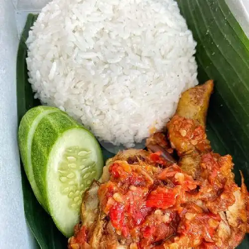 Gambar Makanan Ayam Penyet Alianna Putri,Astek 6