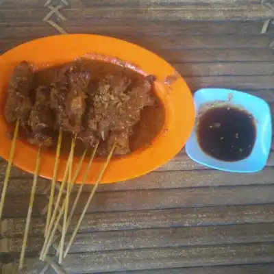 SAGOLI (SAte GOyang LIdah)