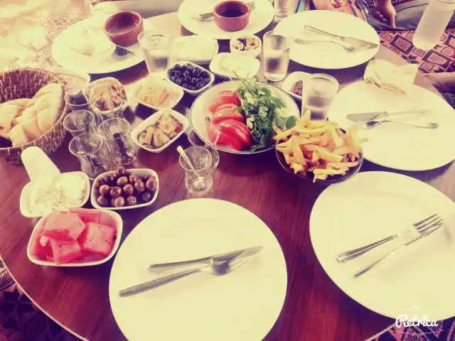 Tuğra Cafe'nin yemek ve ambiyans fotoğrafları 1