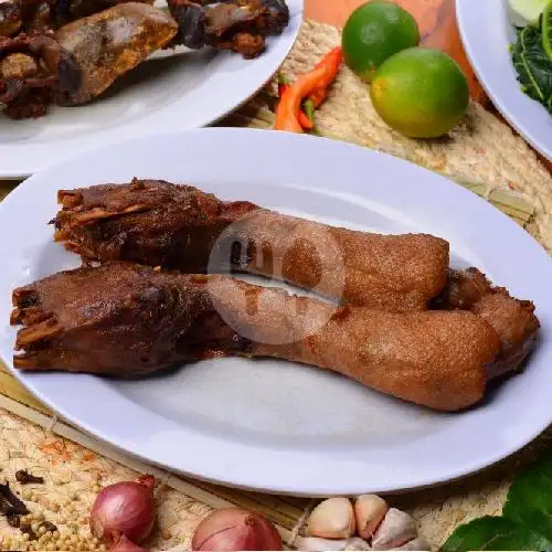 Gambar Makanan Bebek Goreng Pawito, Merak 12