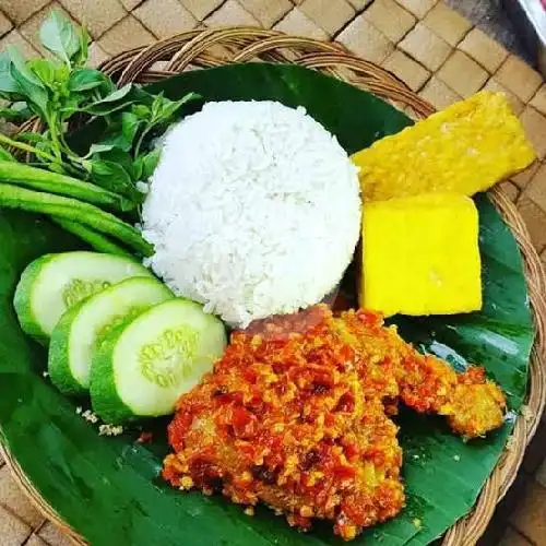 Gambar Makanan Nasi Goreng Dapur ADP, Dekat Pemandian Umum Assalam 3