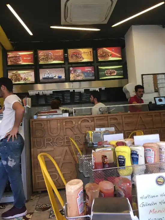 Dobby's Burger Place'nin yemek ve ambiyans fotoğrafları 39